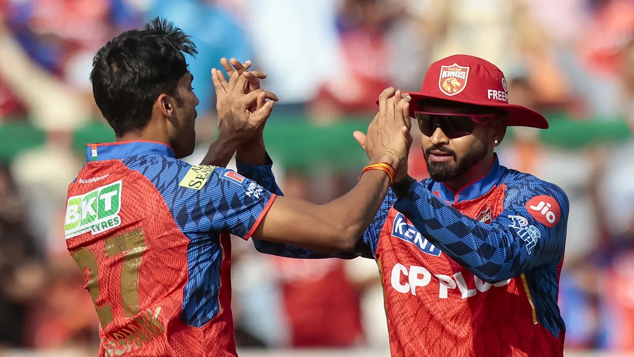 I felt like the father of fielding but Shreyas’ catch makes me feel like ‘grandfather of fielding’: Jonty Rhodes