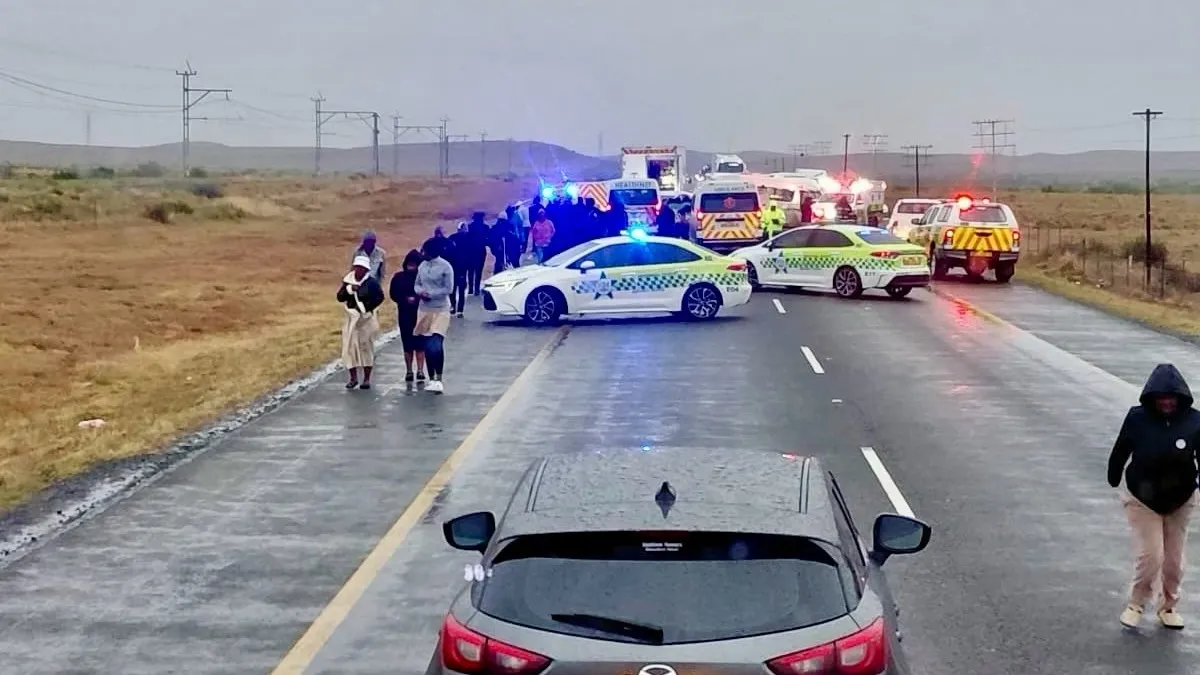 11 people killed, eight others injured in minibus-truck collision in South Africa