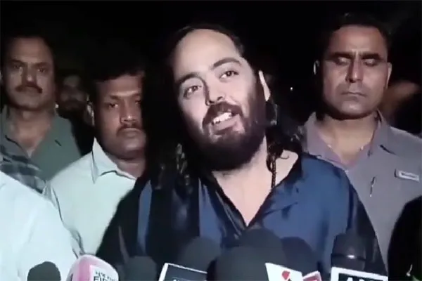 Anant Ambani Walks from Jamnagar to Dwarka