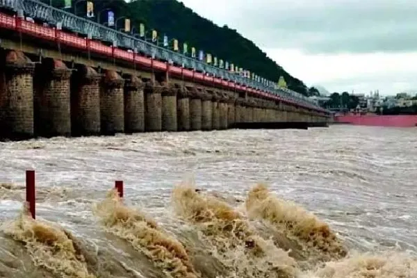 APSDMA Alerts Krishna River Region Residents Due to Heavy Inflows
