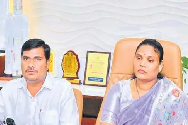Potturi Sravanthi Resigns as Nellore Mayor Amidst Controversy