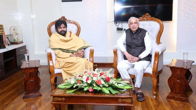 Pawan Kalyan meets Governor Abdul Nazeer in Vijayawada