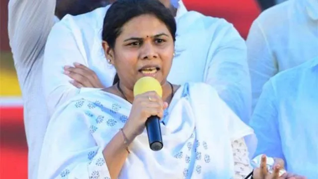 Chandrababu Naidu expresses dissatisfaction over Bhuma Akhila Priya behavior