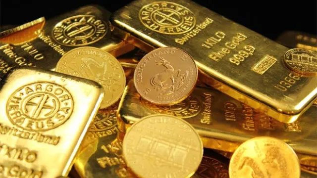 Gold and silver prices decrease in major cities today