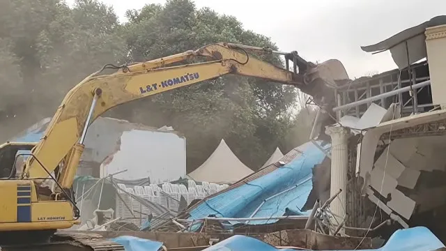 Secunderabad KJR Garden demolition officials take action